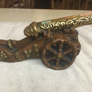 Ezra brooks Kentucky straight bourbon whiskey bottle, Brooks, distillery